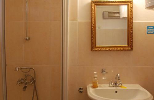 Kamene Priče rooms, music and food - Photo 40