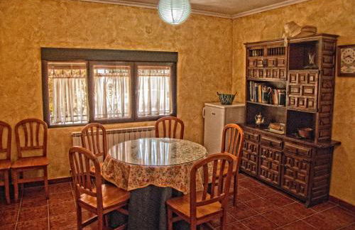 Los Sotillos De Gredos - Photo 4