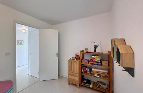 Sublime maison familiale refaite à neuf Quartier très calme verdoyant - Foto 9