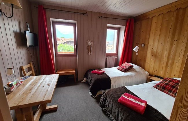 Hôtel Restaurant L'Adray - Foto 9