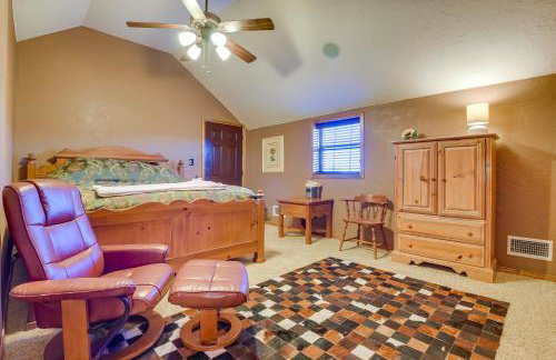 Cozy Strawn Cabin with Pool Access - Near Lake! - Foto 15