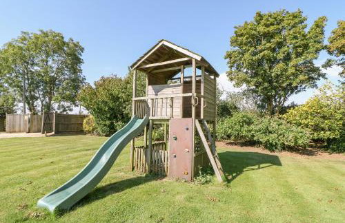 The Clealings - Photo 42