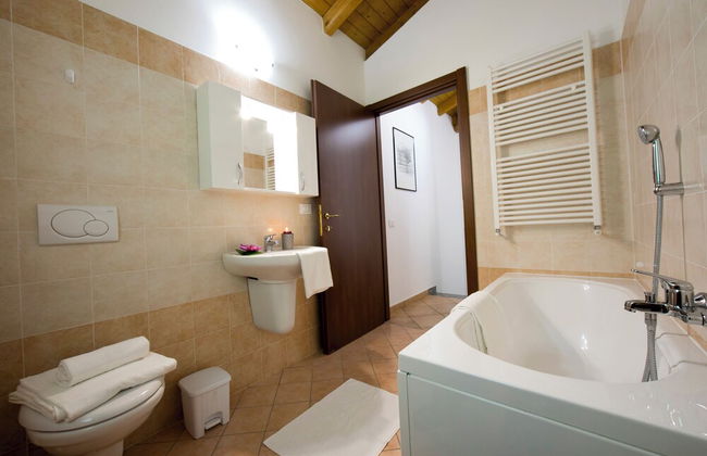 Le Betulle Garden in Laveno - Foto 14