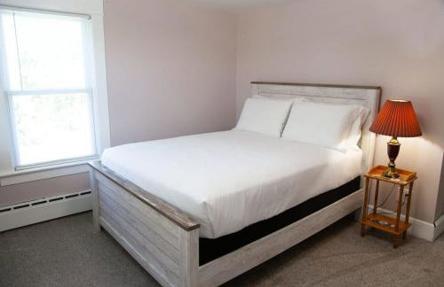 The Homestead Historic Charm & Big Backyard - Foto 25