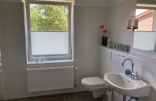 Holiday Home mit kleinem Garten und Grill by Interhome - Photo 9