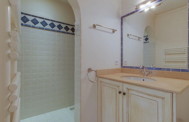 Terraced House in Domaine de Saint-endreol With Golf, SPA and Communal Pool - Photo 43