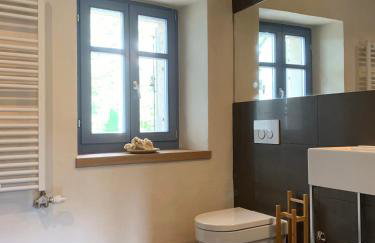 Beautiful restored farmhouse with private pool and gardens - Foto 35