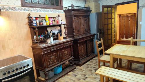 Demeure du XIIIe-XIVe s. dans la cité médiévale. - Photo 5