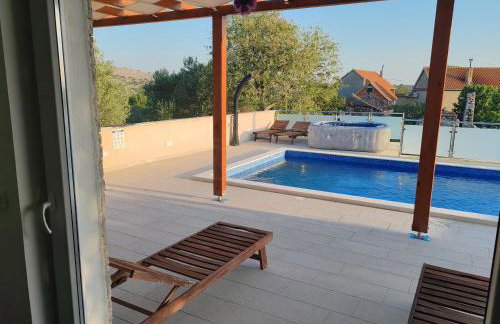 Villa Olivia - Jasenice, with swimming pool and jacuzzi - Foto 46