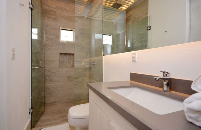 Mayan Monk - Photo 4