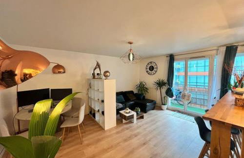 Chic & Spacieux-Paris à porte-Au pied du Métro 14 - Foto 1