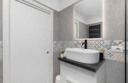 Elegant Junior Home Milano AC & Fast Wi-Fi - Foto 8