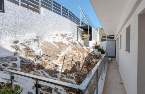 Ocean View Studios and Luxury Rooms - Foto 11