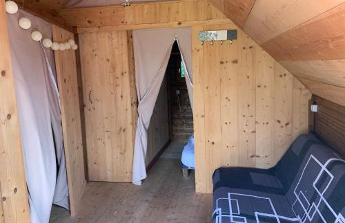 Trappeur du Camping la Saline d'Arc et Senans - Foto 9