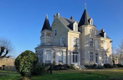 Le château La Villaine Magnifique château au cœur de la Touraine - Foto 3