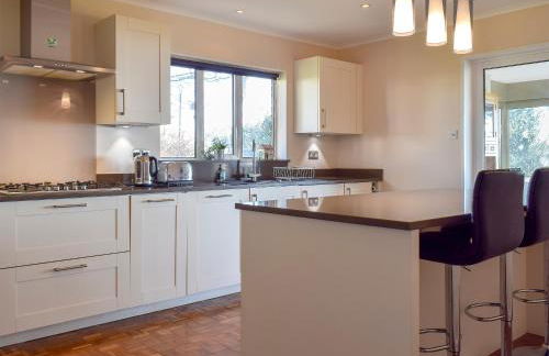 Sea View Lodge - Photo 8