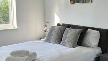 Stylish & Modern 1 Bed Aprt nr Sandwell & close to M5 & M6 links - Foto 2