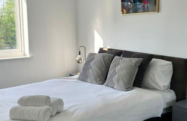 Stylish & Modern 1 Bed Aprt nr Sandwell & close to M5 & M6 links - Foto 2