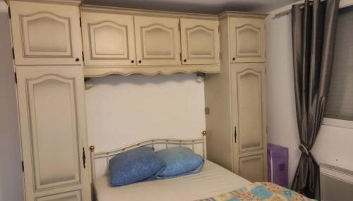 Maison avec deux chambres au calme - Photo 4