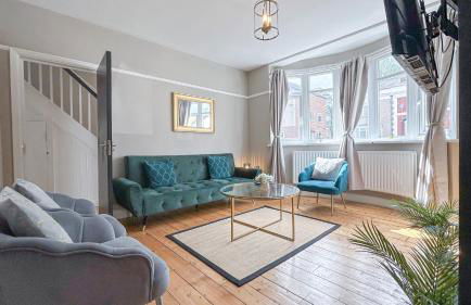 Promo Rate - New Malden 3BDR House with Garden & FREE Parking near Raynes Park, Kingston upon Thames & Wimbledon by NourNest Apartments - Foto 20