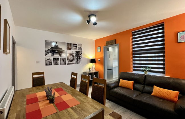 St Michael House - Photo 14