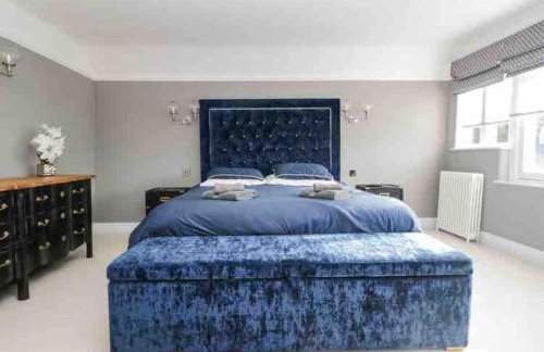 Bank Chambers in Bowness with Hot Tub and Lake Access - Photo 27