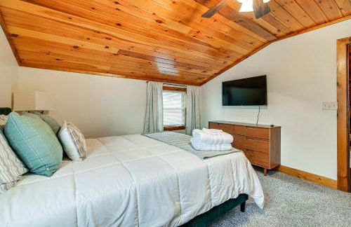 Private Hot Tub, Arcade Game Bee Spring Cabin - Foto 14