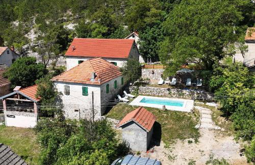 Apartment Rural Podastrana - Foto 1