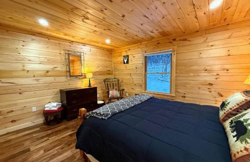 2S New log cabin in Bethlehem - privacy, firepit, great location! - Photo 22