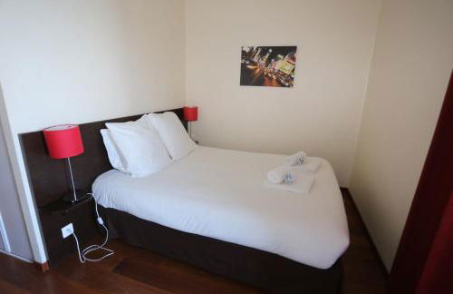 O'Sullivans Bar and Hotel - Foto 18