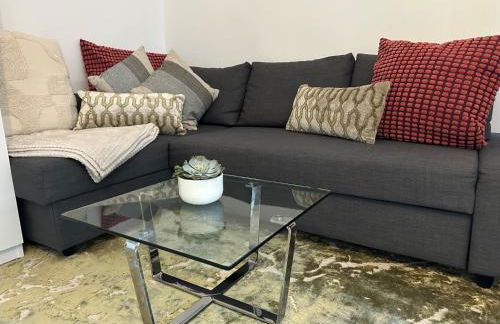 Living 77 - Photo 10