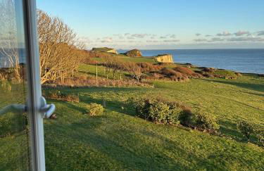 Inglewood - Historic retreat with incredible sea views - Photo 21