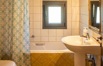 Agnes Cottage House - Photo 13