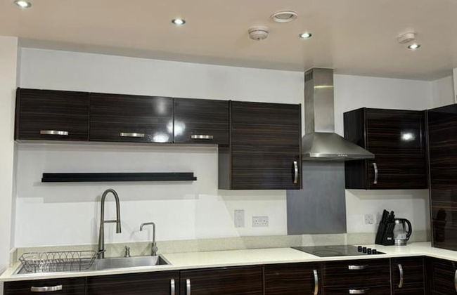 Stunning 2-bed Apartment in Dartford - Foto 13