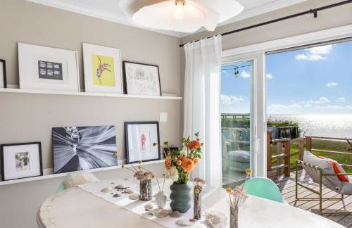 Waterfront Designer Retreat! Stunning Sunsets! Less than 5 minutes to the beach! - Foto 63