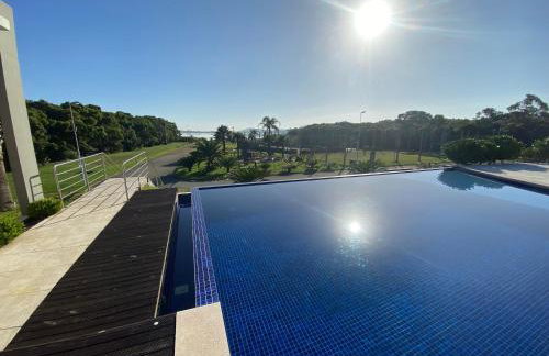 Casa com Piscina e SPA em Condominio a Beira da Lagoa de Ibiraquera - Photo 37