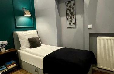 Apartamenty 7 Kamienic 29 lok 2A vis a vis Jasnej Góry - Photo 41