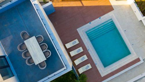 Cascade Luxury Apartments - Foto 2, sunbed