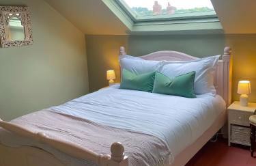 Spacious home in Leeds ideal for gatherings with free parking - Foto 39