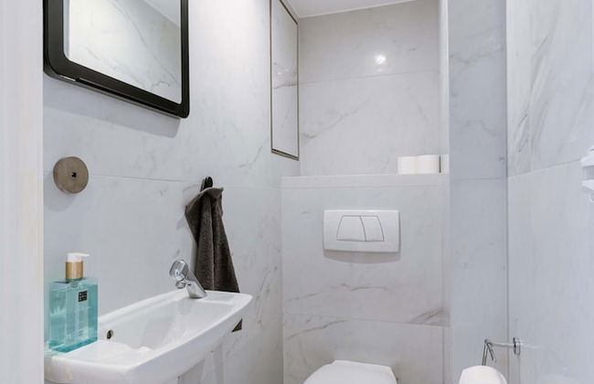 Modern Apartment in Heart of Knokke With Terrace - Photo 66