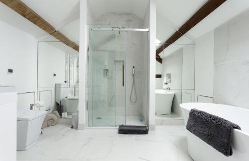 The Timber Barn - Photo 18