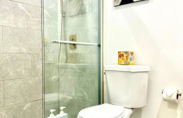 LA Modern Street View Glass Window 2BR - Foto 10