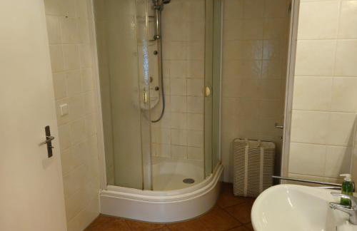 Ganze Wohnung mit Garten - Foto 26