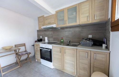 SOFIAS APARTMENTS in LESVOS - Photo 12