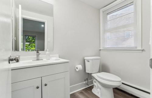 Pine Brook 118 I Modern Corporate 2bd I Parking - Foto 5