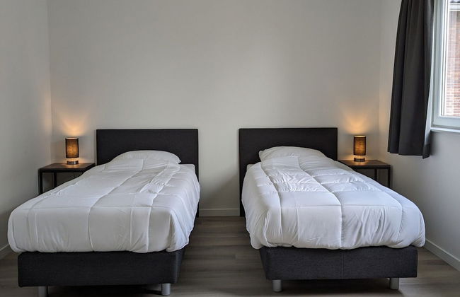 Quiet Lakeside Escape for Four - Foto 6