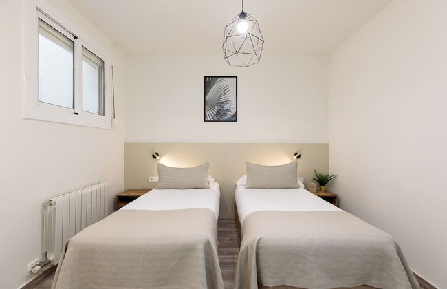 Sitges Group Blue and White - Photo 12