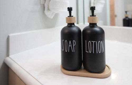 Beach Getaway for 15 A Few Steps from the Sand - Foto 39