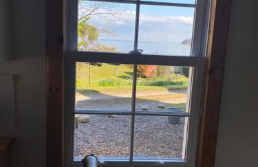 Lamlash- Self catering accommodation with seaviews - Photo 11