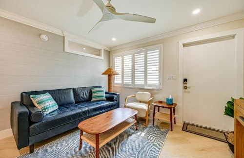 Upscale Naples Condo with Pool Access Walk to Pier! - Foto 6